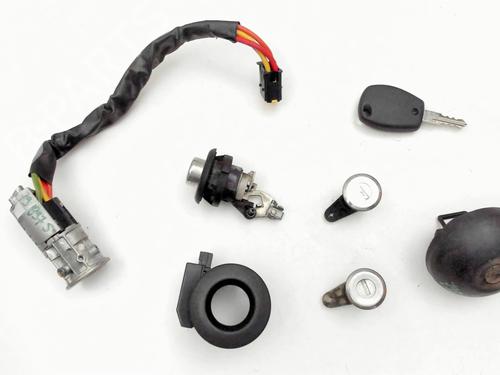 Canhão de ignição Canhão de ignição DACIA LOGAN (LS_) 1.5 dCi (LS0W) (86 hp) 36372257 36372257