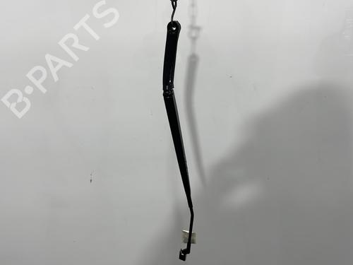 front-windshield-wiper-arm-fiat-tipo-hatchback-356_-357_-2016-32220068 main image