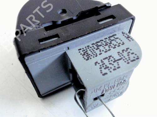 Right rear window switch AUDI Q5 (8RB) 3.0 TDI quattro | BP31679196I28 - Image 3