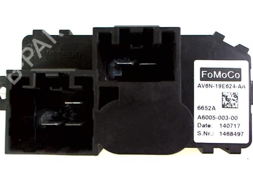 Used Heater resistor Heater resistor FORD KUGA II (DM2) 2.0 TDCi 4x4 (163 hp) 20402562 20402562
