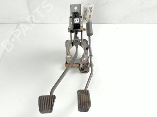 Used Break pedal CHEVROLET AVEO / KALOS Hatchback (T250, T255) 1.2 (72 hp) 20465437
