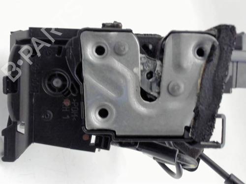 front-right-lock-renault-trafic-iii-van-fg_-2014-32273718 main image