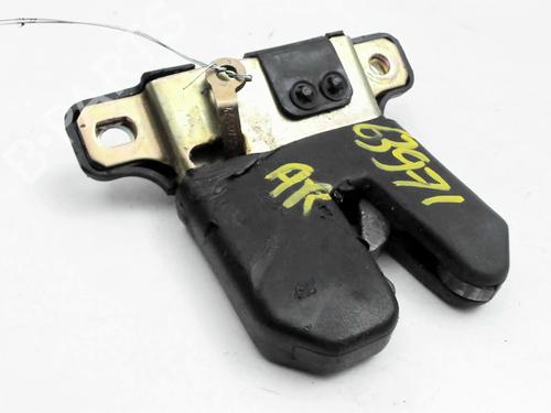 tailgate-lock-audi-a6-c4-4a2-19-tdi-1994-1995-1996-1997-1998-21240778 main image