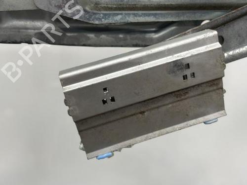 Used Front right window mechanism Front right window mechanism VOLVO 850 (854) 2.4 (170 hp) 20389595 20389595