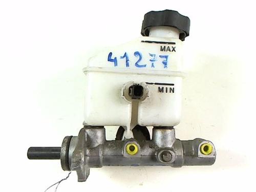 Used Brake master cylinder KIA CEE'D Hatchback (ED) 1.6 CRDi 90 (90 hp) 20467454