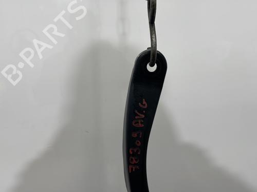 front-windshield-wiper-arm-dacia-sandero-ii-2012-31028072 main image