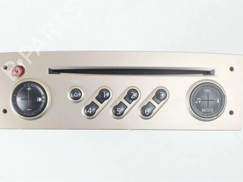 Used Radio RENAULT SCÉNIC II (JM0/1_) 1.9 dCi (JM14) (131 hp) 31053151