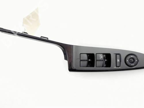 Used Left front window switch HYUNDAI ix20 (JC) 1.4 CRDi (78 hp) 29513816