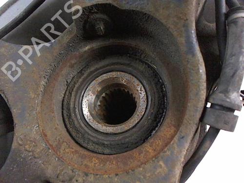 Used Left front steering knuckle Left front steering knuckle SUZUKI SWIFT III (MZ, EZ) 1.3 (RS413, ZC11S) (92 hp) 20426084 20426084
