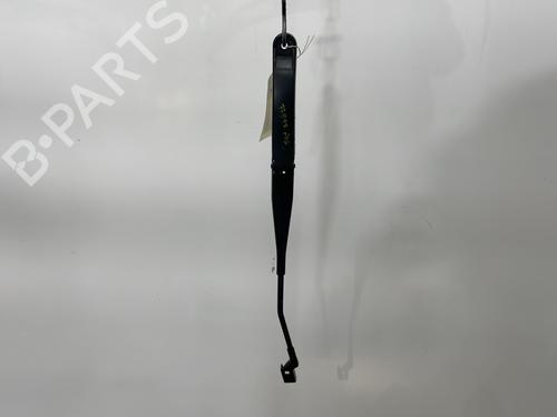 Used Front windshield wiper arm ALFA ROMEO GIULIETTA (940_) 1.6 JTDM (940FXD1A) (105 hp) 29256907