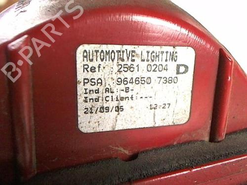 Used Rear fog light Rear fog light PEUGEOT 407 SW (6E_, 6D_) 2.0 HDi 135 (136 hp) 20472473 20472473