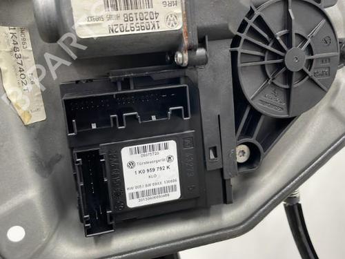 Used Front right window mechanism Front right window mechanism VW GOLF V (1K1) 1.9 TDI (105 hp) 20422540 20422540