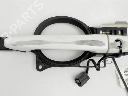 Used Front left exterior door handle MITSUBISHI OUTLANDER III (GG_W, GF_W, ZJ, ZL, ZK) 2.4 Hybrid 4WD (GG3W) (208 hp) 26666446