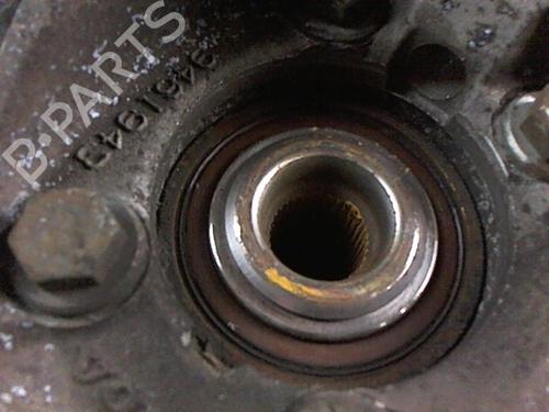 Achsschenkel links vorne für VOLVO V70 II (285) D5 (163 hp) 20421916