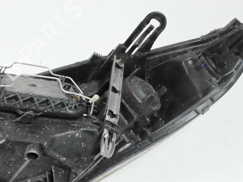 Right headlight RENAULT MEGANE III Grandtour (KZ0/1) 1.9 dCi (KZ0J, KZ0N, KZ1S) | BP28321525C29 
