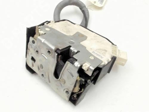Rear left lock LAND ROVER FREELANDER I (L314) 2.0 Td4 4x4 | BP26964370C100 