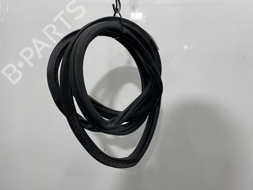 Türkonturgummi für VW GOLF SPORTSVAN VII (AM1, AN1) 1.6 TDI (110 hp) 31328051