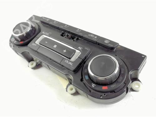 Used Climate control SKODA OCTAVIA II Combi (1Z5) 1.6 TDI (105 hp) 20443041