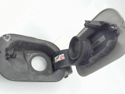 Fuel flap RENAULT MEGANE II Estate (KM0/1_) 1.5 dCi (KM1F) | BP20404631C131 