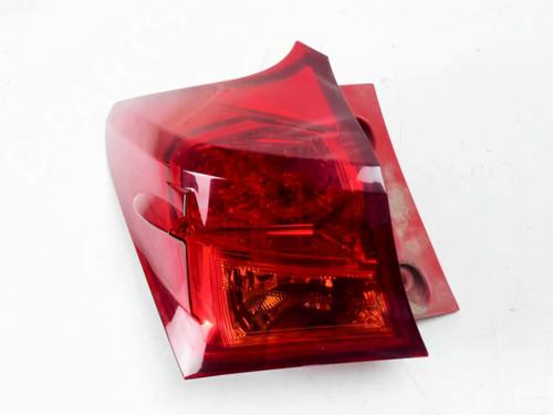 Used Left taillight Left taillight TOYOTA AURIS (_E18_) 1.8 Hybrid (ZWE186_, ZWE186R) (136 hp) 33314793 33314793
