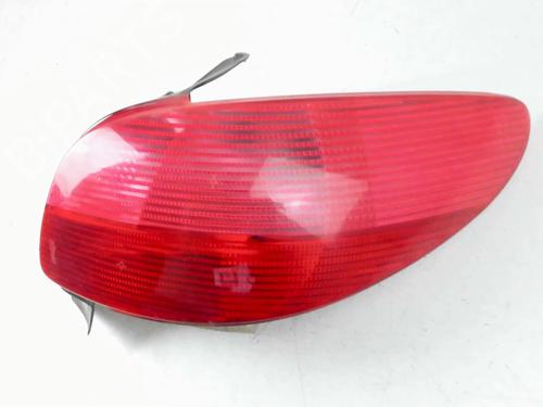 Used Right taillight Right taillight PEUGEOT 206 Hatchback (2A/C) 1.4 i (75 hp) 36526286 36526286
