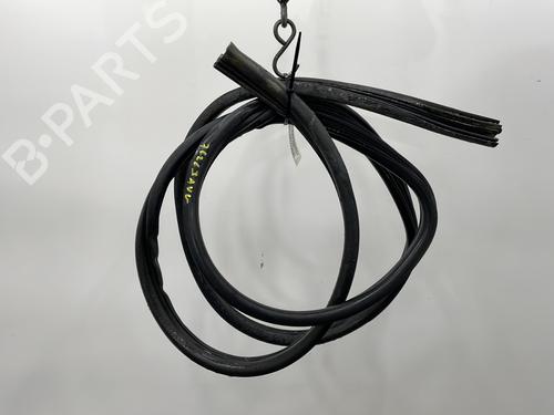 Used Rubber door seal Rubber door seal FIAT DOBLO Box Body/MPV (223_) 1.3 D Multijet (75 hp) 25149192 25149192