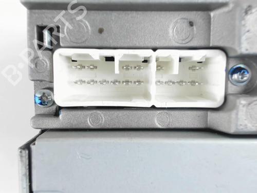 Used Radio Radio TOYOTA AVENSIS Estate (_T25_) 2.0 D-4D (ADT250_, ADT250R) (126 hp) 20394770 20394770