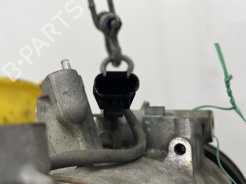 Used AC compressor AC compressor BMW 1 (F21) 114 i (102 hp) 25601407 25601407