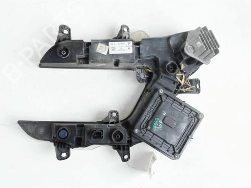 Left daytime light RENAULT CAPTUR I (J5_, H5_) 1.5 dCi 90 (J5N4, J5M5, J5MW, J5M6, J5AL, J5AJ) | BP29976570C104