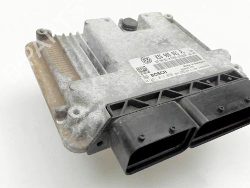Used Engine control unit (ECU) Engine control unit (ECU) VW GOLF V (1K1) 1.9 TDI (105 hp) 30308229 30308229