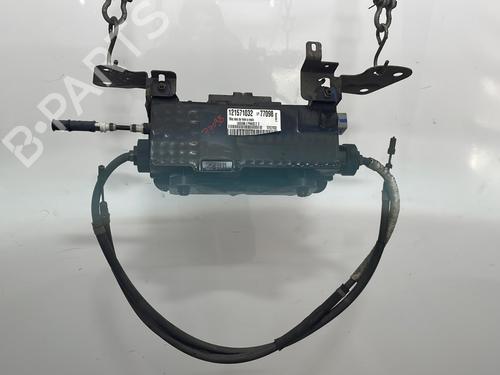 Used Electric handbrake RENAULT LAGUNA III (BT0/1) 2.0 dCi (BT07, BT0J, BT14, BT1A, BT1S) (131 hp) 32482437