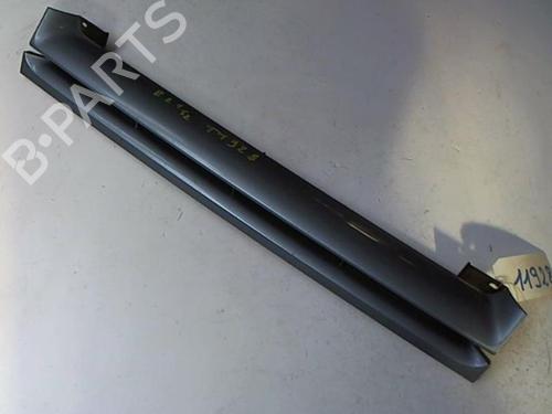 Used Grille RENAULT 21 Saloon (L48_) 1.7 (L48E) (90 hp) 21205518