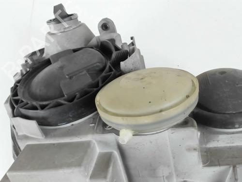 left-headlight-mercedes-benz-c-class-w203-2000-2001-2002-2003-2004-2005-2006-2007-25979786 main image