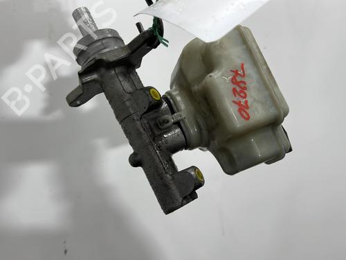 brake-master-cylinder-vw-golf-v-1k1-2003-2004-2005-2006-2007-2008-2009-2010-33184384 main image