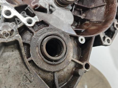 gearbox-opel-zafira-a-mpv-t98-1999-2000-2001-2002-2003-2004-2005-2006-40002893 main image