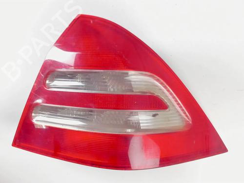 Right taillight MERCEDES-BENZ C-CLASS (W203) C 220 CDI (203.006, 203.008) | BP20424544C35 