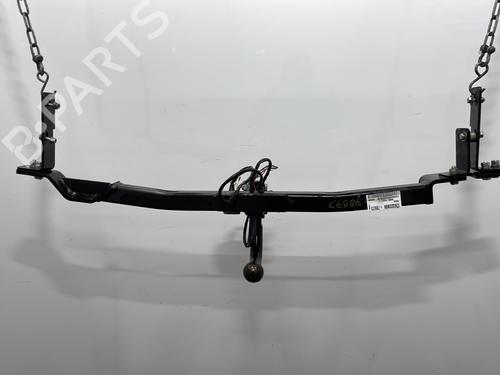 Gancio traino RENAULT TWINGO I (C06_) 1.2 16V (C060) (60 hp) 32094584