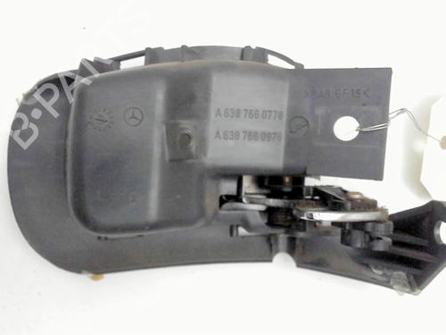 Used Front left interior door handle Front left interior door handle MERCEDES-BENZ VITO Van (W638) 108 CDI 2.2 (638.094) (82 hp) 27163602 27163602