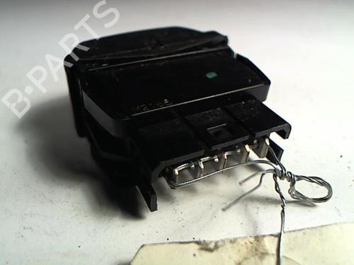 Used Left front window switch Left front window switch CITROËN XSARA PICASSO (N68) 2.0 HDi (90 hp) 20457976 20457976
