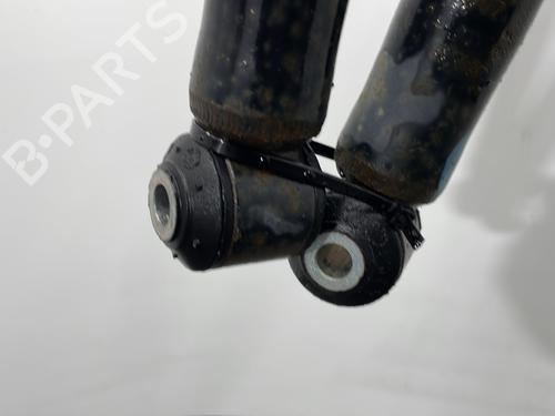 Used Right rear shock absorber Right rear shock absorber FIAT LINEA (323_, 110_) 1.3 D Multijet (323AXB11, 323AXB1A) (90 hp) 30975597 30975597