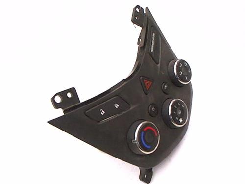 Used Climate control Climate control CHEVROLET AVEO Hatchback (T300) 1.2 (86 hp) 20449178 20449178