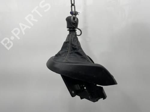 Used Gear lever Gear lever FIAT DOBLO Bus (263_) 1.6 D Multijet (263AXD1B, 263AXX1B) (105 hp) 20442067 20442067
