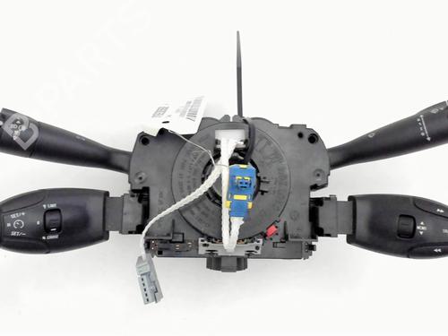 Mando intermitentes / limpia PEUGEOT EXPERT Van (VF3A_, VF3U_, VF3X_) 1.6 HDi 90 16V (90 hp) 31679572