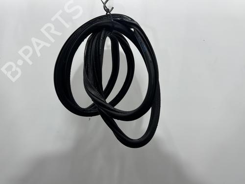 Türkonturgummi für VW GOLF SPORTSVAN VII (AM1, AN1) 1.6 TDI (110 hp) 31328053