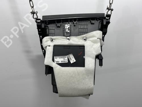 Used Glove box Glove box RENAULT CLIO V (B7_) 1.0 TCe 90 (B7MT) (91 hp) 23866382 23866382