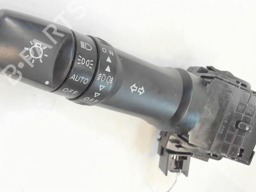 Switch CITROËN C4 AIRCROSS 1.8 HDi 150 AWC | BP20451981I30