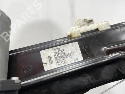 Used Front left window mechanism Front left window mechanism FIAT 500L (351_, 352_) 1.3 D Multijet (199LXY1A, 199LXY11) (84 hp) 30443915 30443915