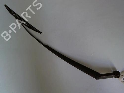 Used Front windshield wiper arm TOYOTA YARIS (_P9_) 1.4 D-4D (NLP90_, NLP90R) (90 hp) 20457337