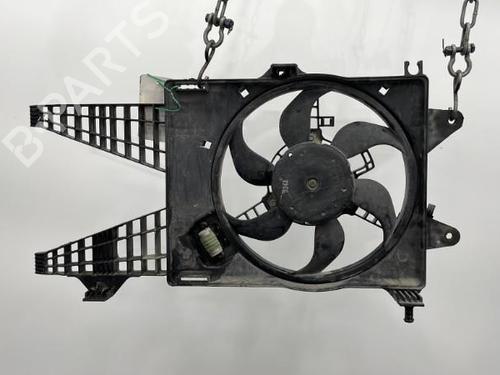 Used Radiator fan Radiator fan 20417978 20417978