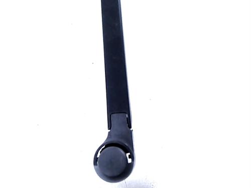 Used Rear windshield wiper arm Rear windshield wiper arm SKODA YETI (5L) 1.2 TSI (105 hp) 20426410 20426410